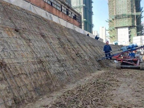白朗建筑边坡支护